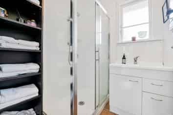 2/A Burlington Place, Manurewa East