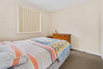 2/A Burlington Place, Manurewa East