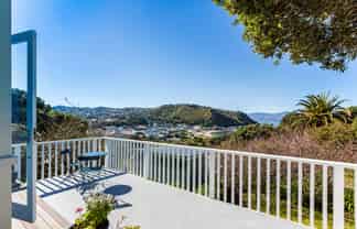 194 Derwent Street, Island Bay