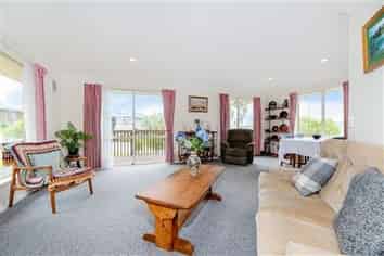 17 Lasque Place, Glendene