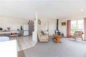 17 Lasque Place, Glendene
