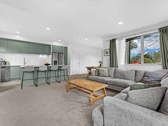 57E Edmonton Road, Henderson
