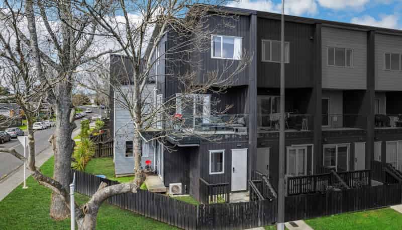 57E Edmonton Road, Henderson