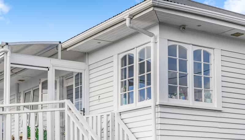 4233 Great North Road, Glendene