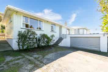 347 Main Road, Tawa