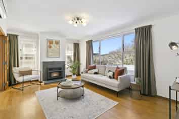347 Main Road, Tawa