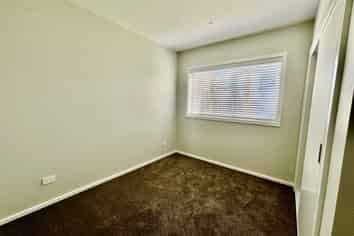 30a Downing Avenue, Pirimai