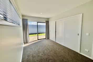 30a Downing Avenue, Pirimai