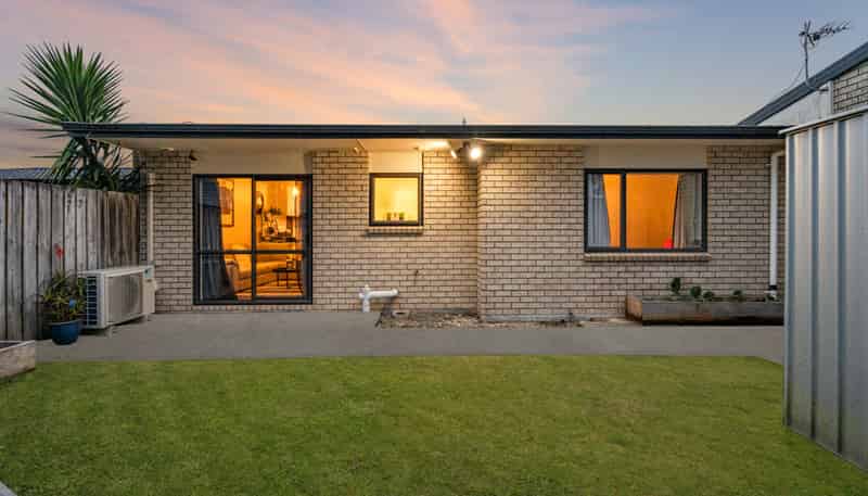 14/12A Tironui Station Road West, Papakura