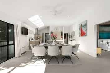 106 Cannon Hill Crescent, Mount Pleasant