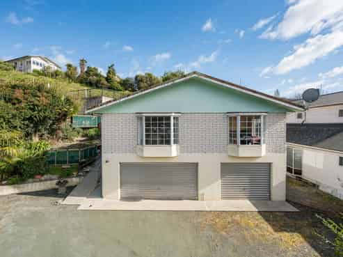 194 Saint Vincent Street, Toi Toi