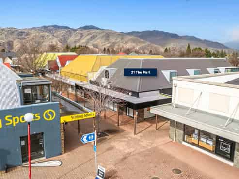 CBD lease opportunity