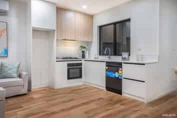 13 Matahae Drive, Flat Bush