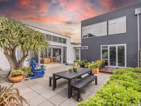 14 Boardwalk Lane, Seatoun