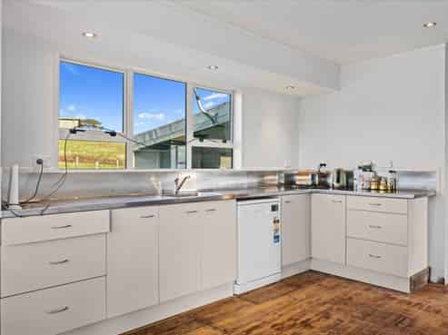 1535 Taumatamaire Road, Awakino