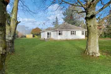 9 Cridges Road, Darfield
