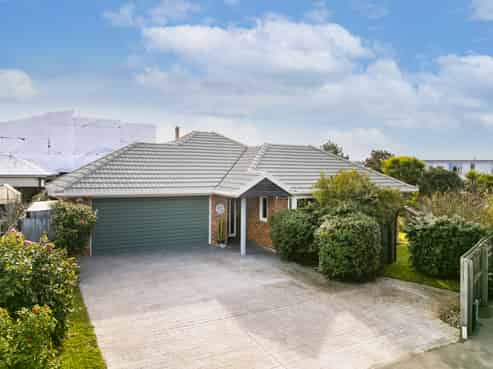 14 Eastwood Rise, Waimairi Beach