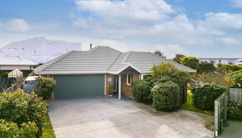 14 Eastwood Rise, Waimairi Beach