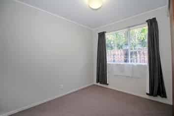1/4 Aylmer Court, Eastern Beach