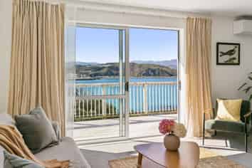 5 Waitaha Way, Houghton Bay