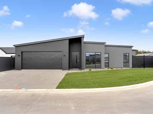 31 Plains Avenue, Upper Plain