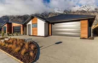5 Howden Dr, Jacks Point