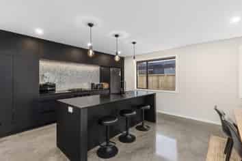 5 Howden Dr, Jacks Point