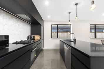 5 Howden Dr, Jacks Point