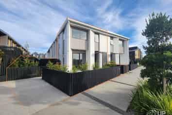 8 Vasi Drive, Hobsonville