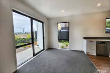 8 Vasi Drive, Hobsonville