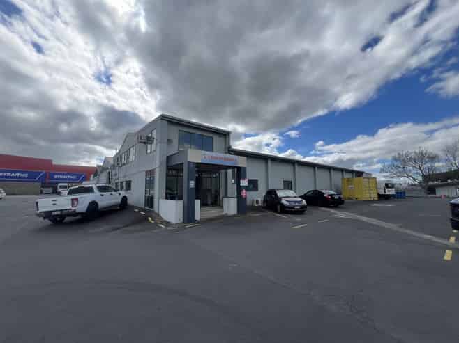Excellent Value Onehunga Warehouse