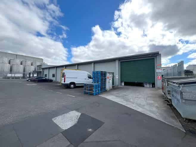 1,449sqm Industrial - Affordable and Functional