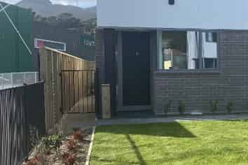 1 Ara Paiwhenua, Tawa