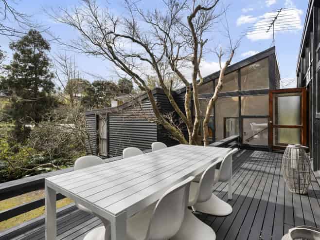 52 Queenstown Road, Onehunga