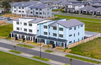 11-13 Awhi Way, Drury