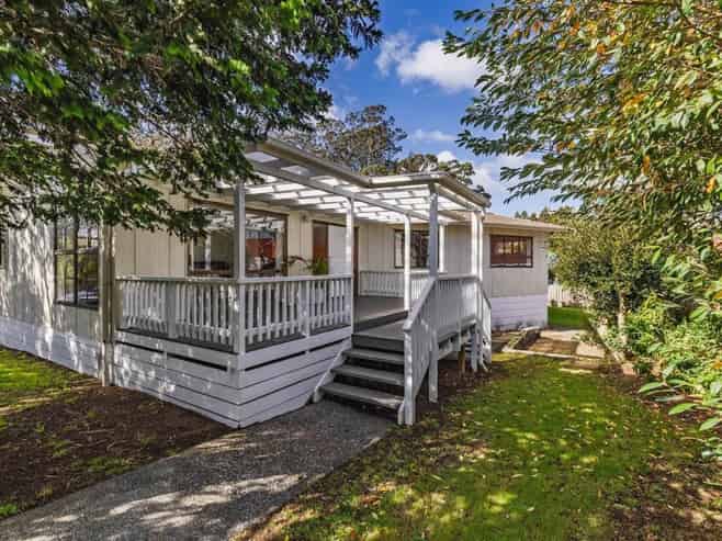 24 Fairway Drive, Kerikeri