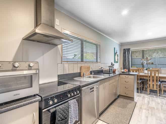 5 Morell Street, Strathern