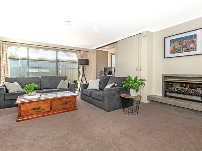 26 Pohutukawa Grove, Lytton West
