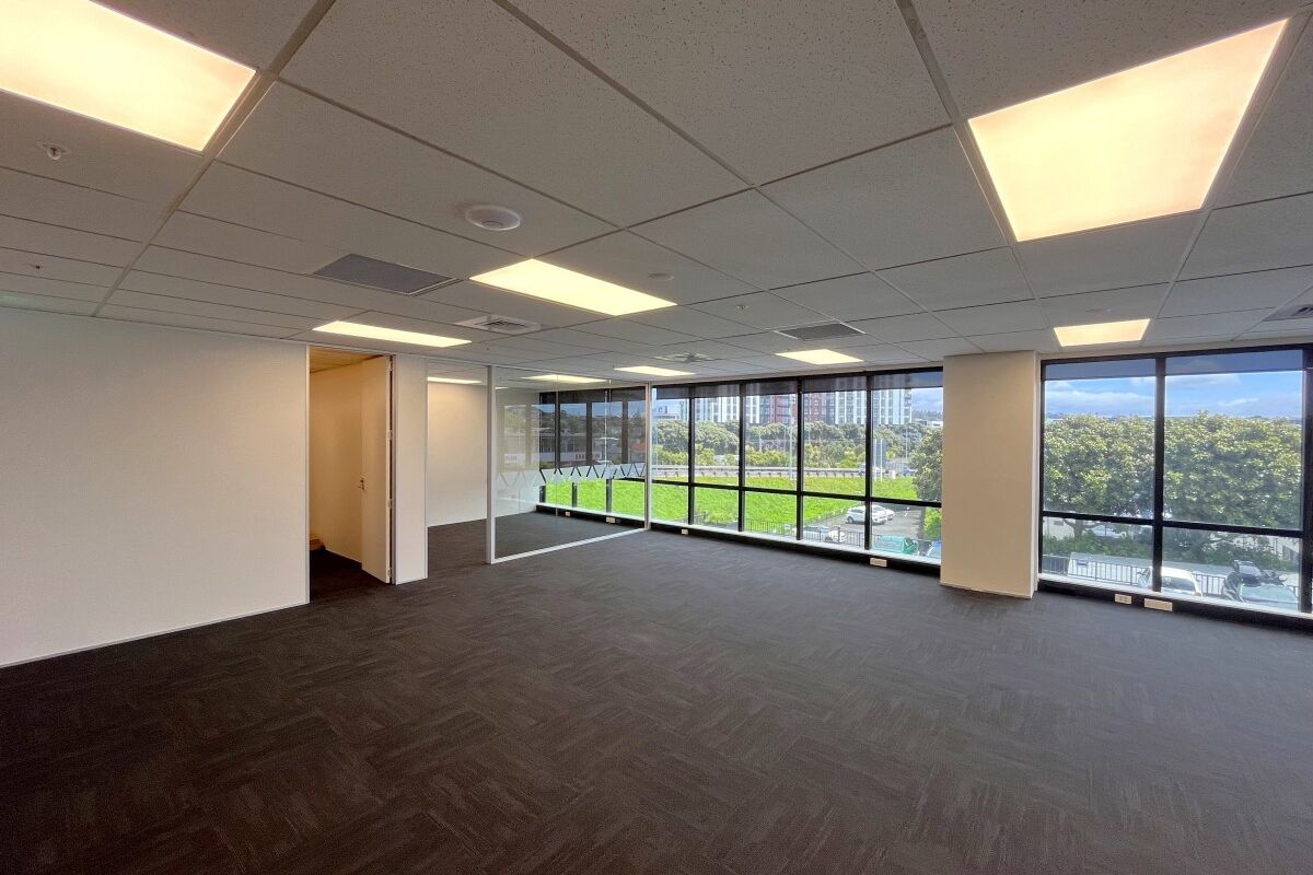 Fitted Ellerslie Office - Ready for you! - Bild 4