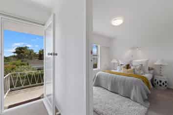 4/11 Wicklow Road, Devonport