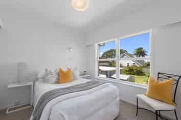 4/11 Wicklow Road, Devonport