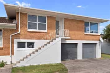4/11 Wicklow Road, Devonport