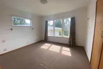 25 Commodore Drive, Lynfield