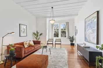 11 Nevay Road, Miramar