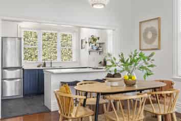 11 Nevay Road, Miramar
