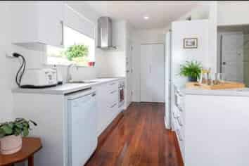 18 Beverly Place, New Lynn