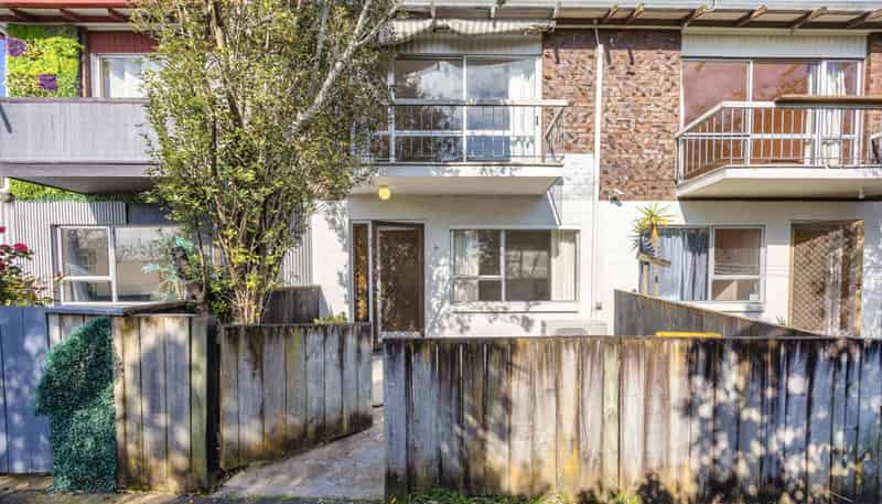 6/48 McLeod Road, Henderson