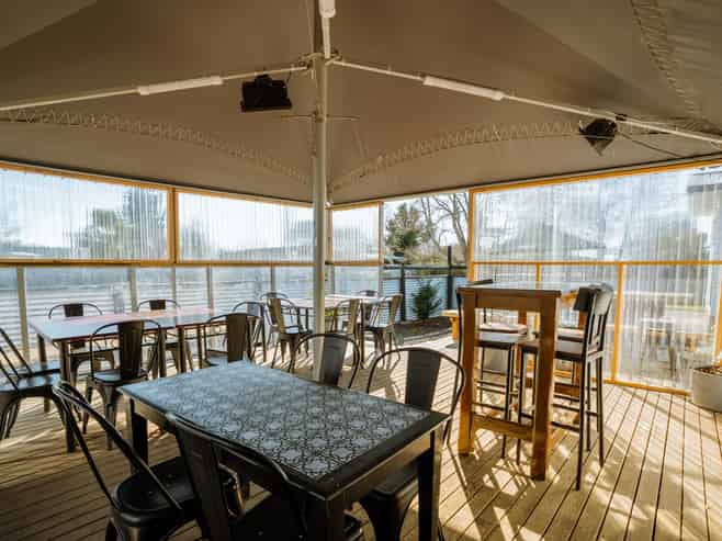 Thriving café for sale – Heart of Hororata