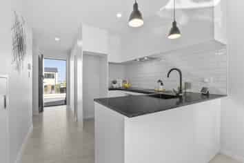 5/59  Saralee Drive, Manurewa