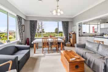 91 Fairview Road, Fairview